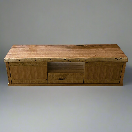 Bennett Entertainment Unit