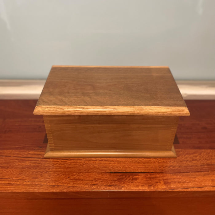 Keepsake box