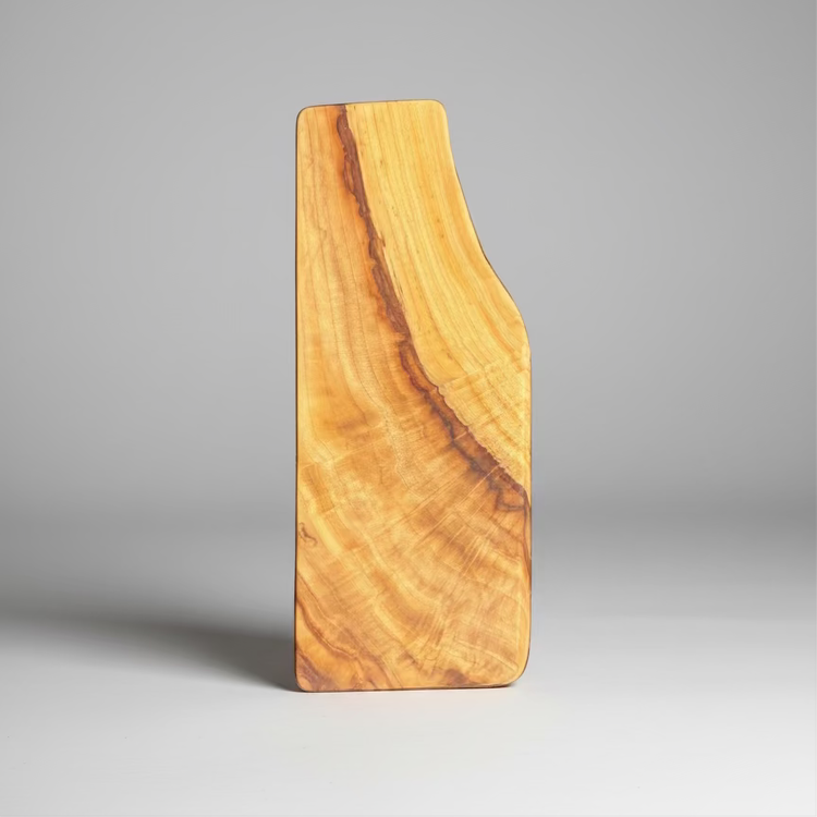 handmade-camphor-laurel-timber-cutting-board-marrickville-kitchen