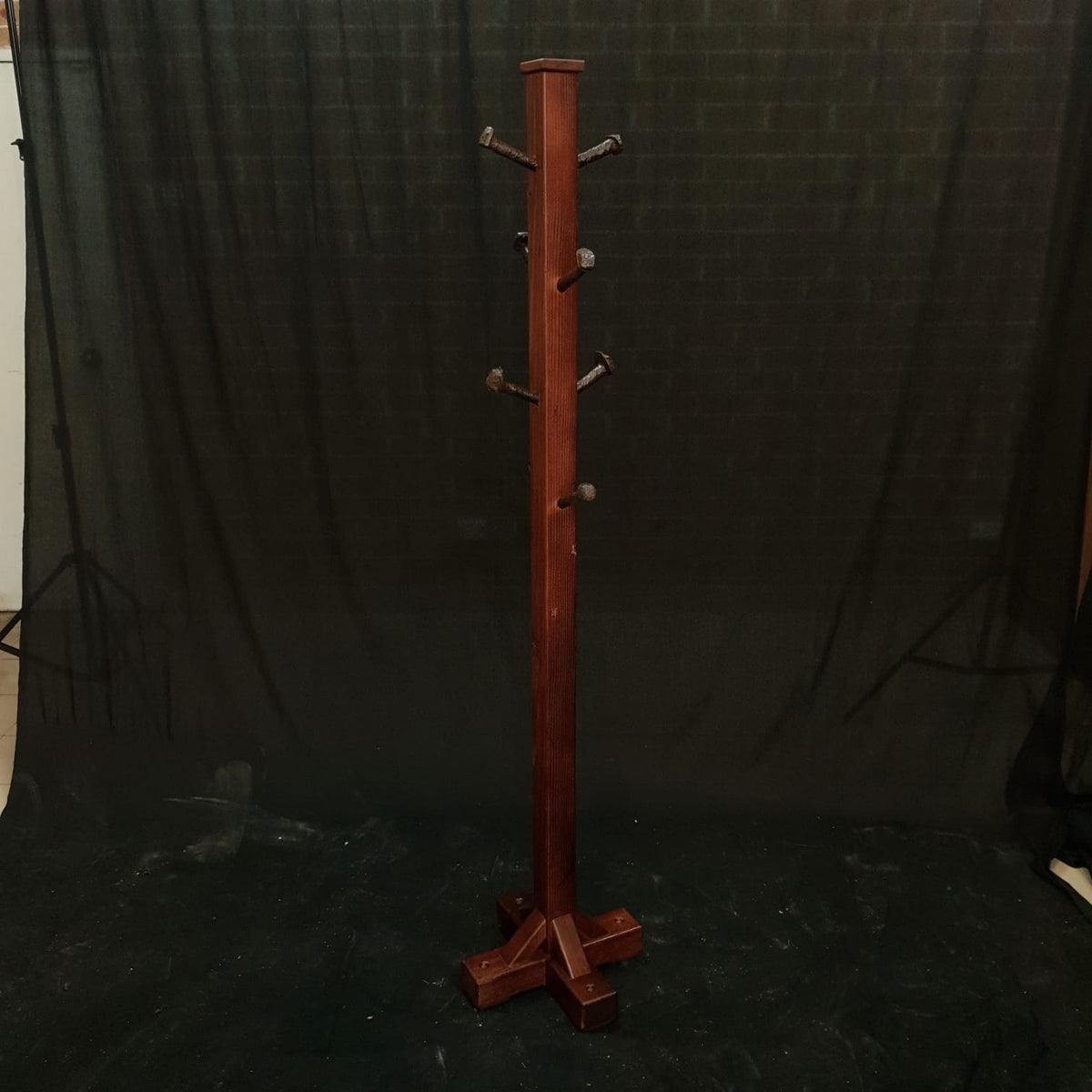 Timber hat rack