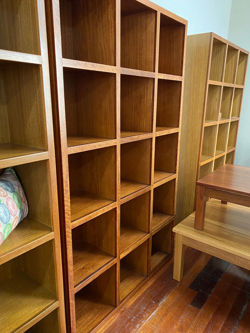 Red Gum Pigeon Hole Unit (5x3)